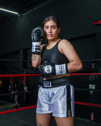 variant:Black/White::Pro Mex Combatiente Pro Fight Gloves boxing stance