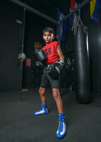 variant:Blue/White::TITLE Boxing Speed-Flex Encore Mid-Top Shoes boxing stance