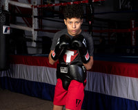 variant:lifestyle::TITLE Boxing Professional No-Foul Protector 2.0 boxing stance