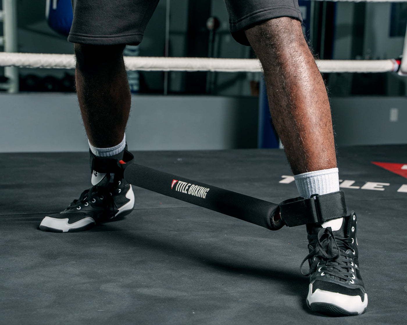 variant:lifestyle::TITLE Boxing Perfect Stance Trainer