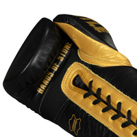 variant:lifestyle::TITLE Boxing Roberto Duran Leather Sparring Gloves fifth view